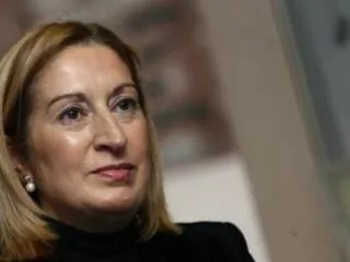 Fomento apoya la rehabilitación de las 46 áreas de intervención de Canarias