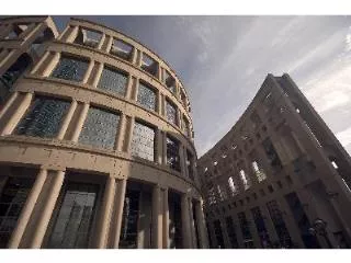 El crecimiento económico impulsa el mercado de oficinas: suben las rentas y vuelve la promoción